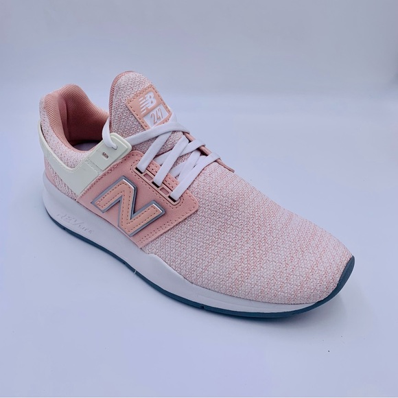 New Balance Shoes - New Balance running shoes 247 Oyster Pink running shoes workout women size 8.5